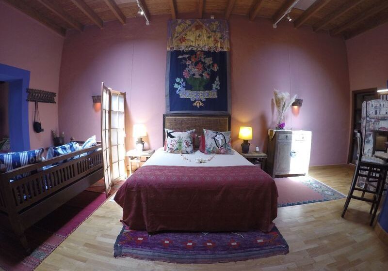 חדר סופריור נוף לנהר, The Queens