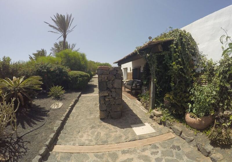 חדר סופריור נוף לנהר, The Queens