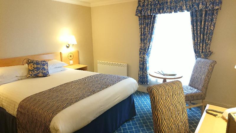 חדר סטנדרט, The Queens