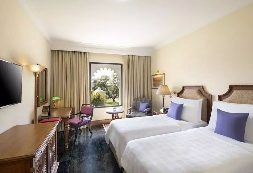 デラックスルーム, Trident Udaipur