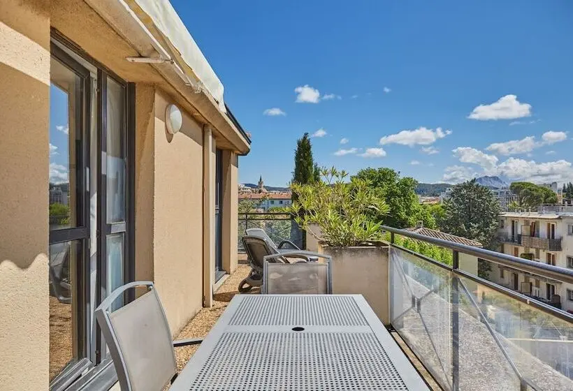 آپارتمان 1 خوابه با تراس, Odalys City - Aix en Provence Centre Rotonde - Les Floridianes