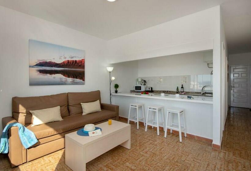 Апартаменты 1 Спальня, Rocas Blancas Apartments