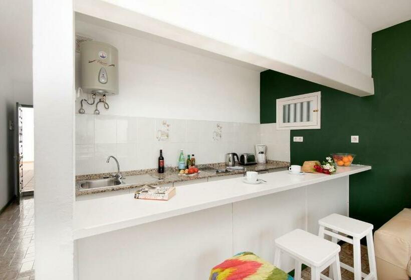 شقة غرفتين, Rocas Blancas Apartments