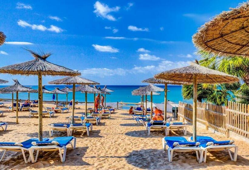 غرفة قياسية ثلاثية ذات إطلالة جانبية على البحر, Sbh Costa Calma Beach Resort