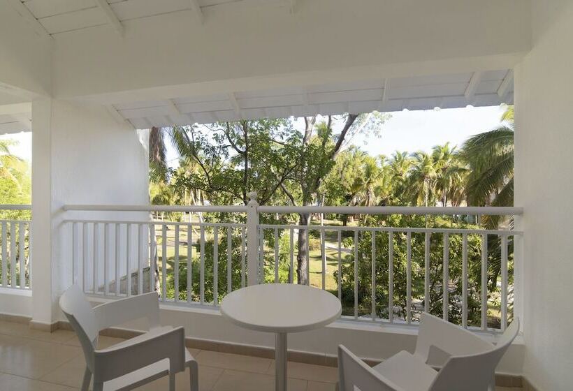 اتاق پریمیوم با چشمانداز باغ, Wyndham Alltra Samana All Inclusive Resort