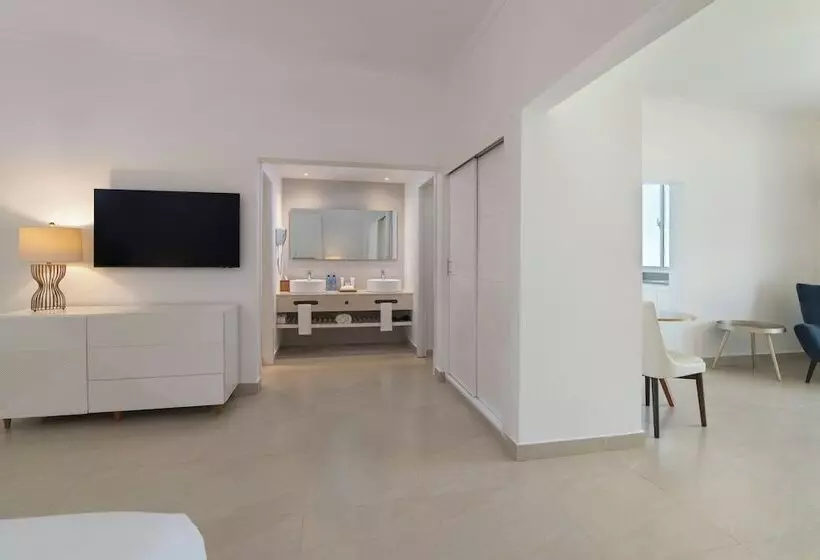 سوئیت کلوب با چشم‌انداز دریا, Wyndham Alltra Samana All Inclusive Resort