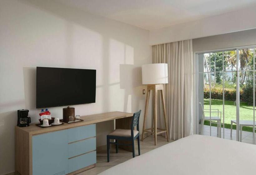 اتاق استاندارد با تخت بزرگ, Wyndham Alltra Samana All Inclusive Resort