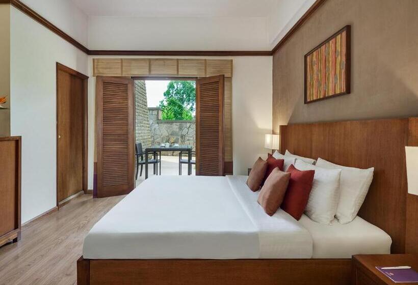 带按摩浴盆的套房, Angsana Oasis Spa & Resort