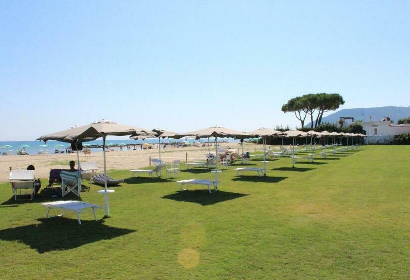 舒适三人间, Circeea Beach B&b