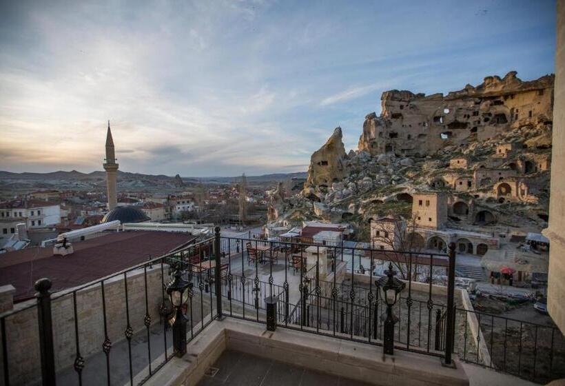 جناح, Agarta Cave