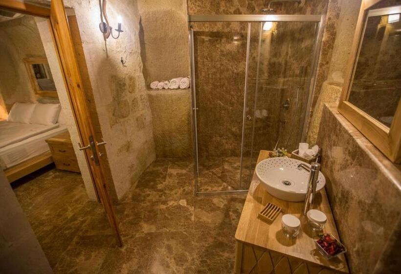 جناح, Agarta Cave