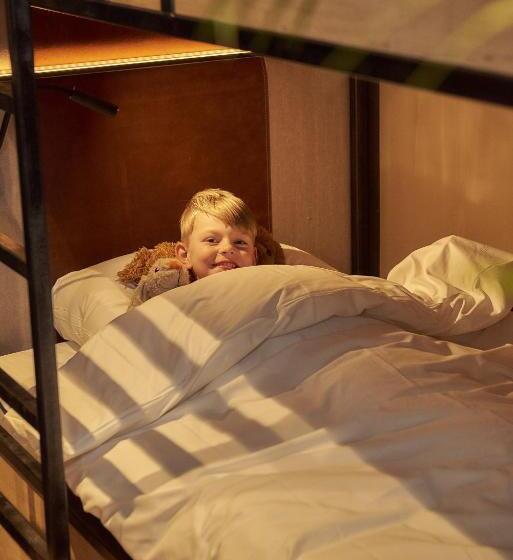 غرفة قياسية سرير بطابقين, City Center Lodge Utrecht