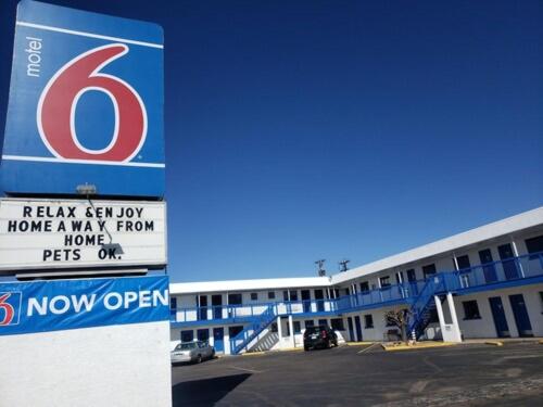 Номер Стандарт Адаптированный для Инвалидов, Motel 6canon City, Co 7194581216