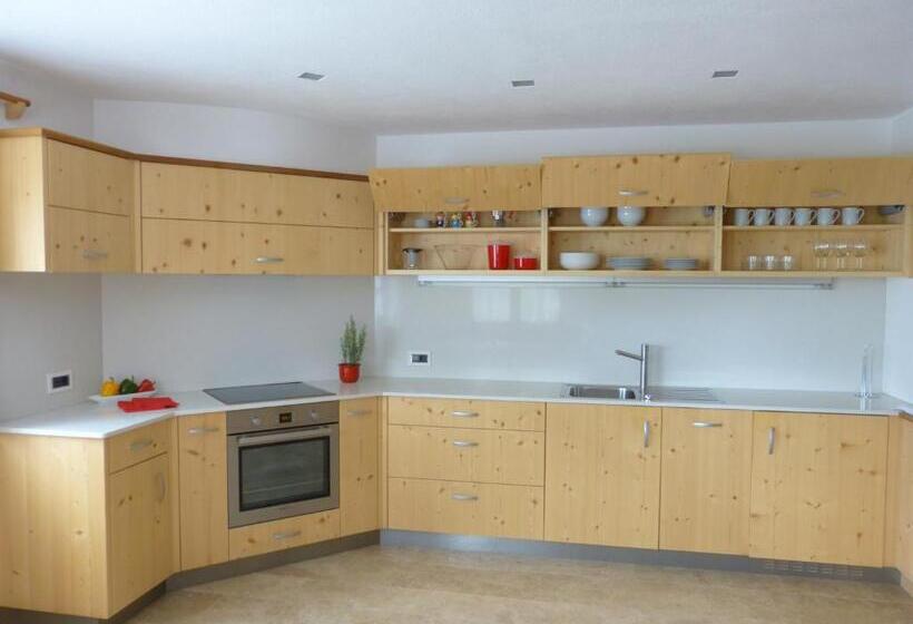 Апартаменты 1 Спальня Нижний Этаж, Ciasa Roenn