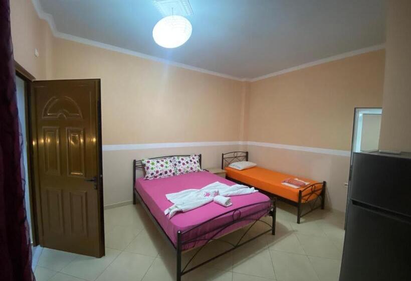 استودیوی استاندارد با چشم‌انداز دریا, Vila Panorama Ksamil