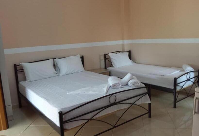 استودیوی استاندارد با چشم‌انداز دریا, Vila Panorama Ksamil