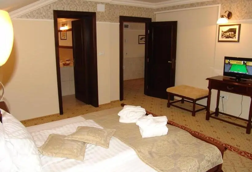 スイート, Pension Noblesse