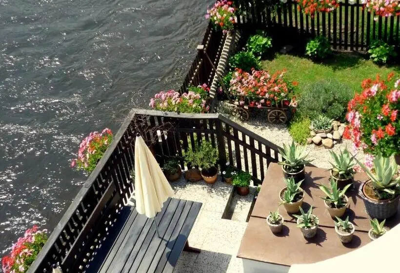 Standard-huone Parveke, Pension Plešivecká 119