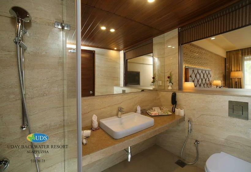 اتاق استاندارد با چشمانداز دریاچه, Uday Backwater Resort