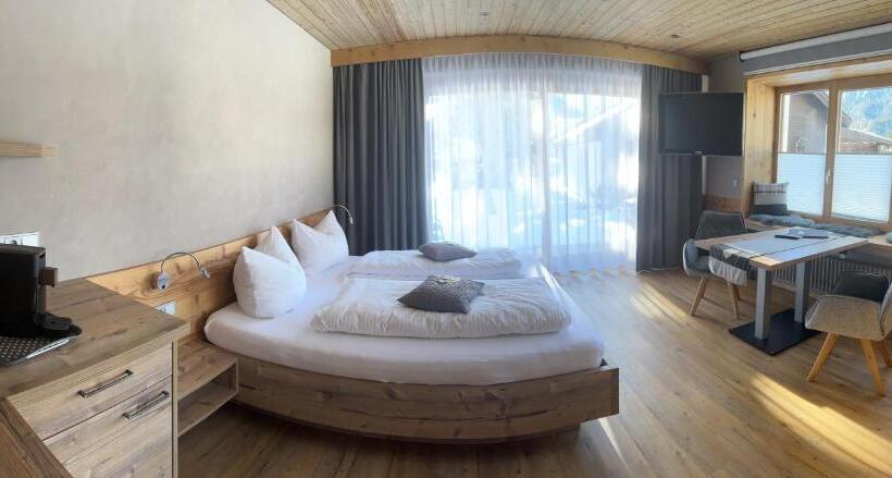 Полулюкс, Gästehaus Edlhuber