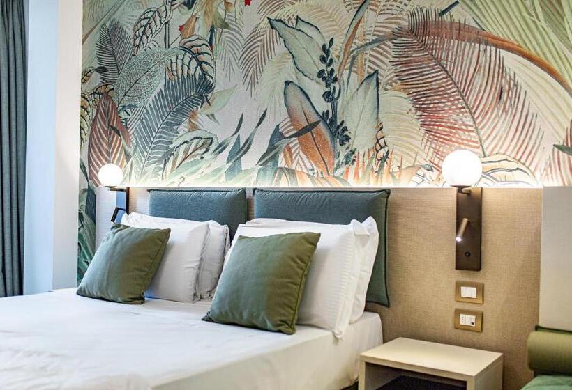 スタンダードトリプルルーム, Life