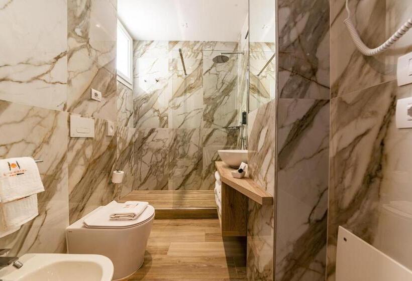 スイート（家族用）, Life