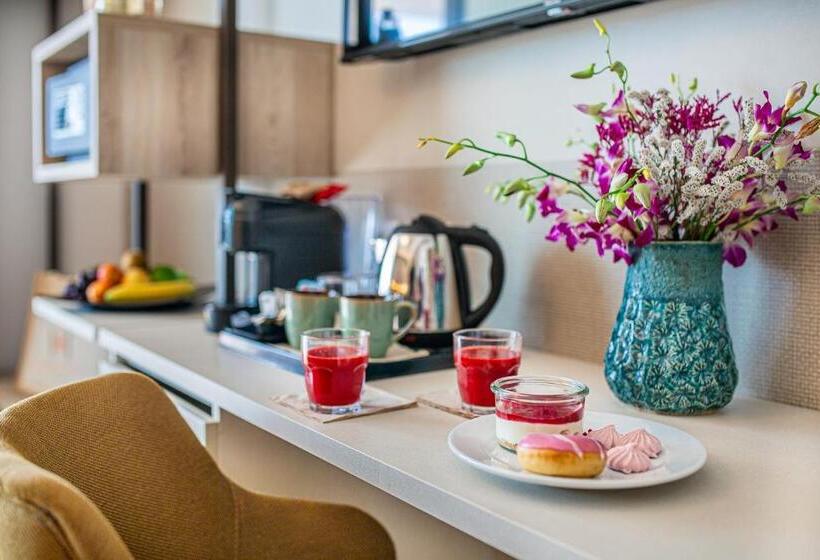 スイート（家族用）, Life