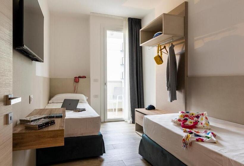 スイート（家族用）, Life