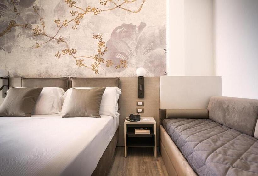 スタンダードトリプルルーム, Life