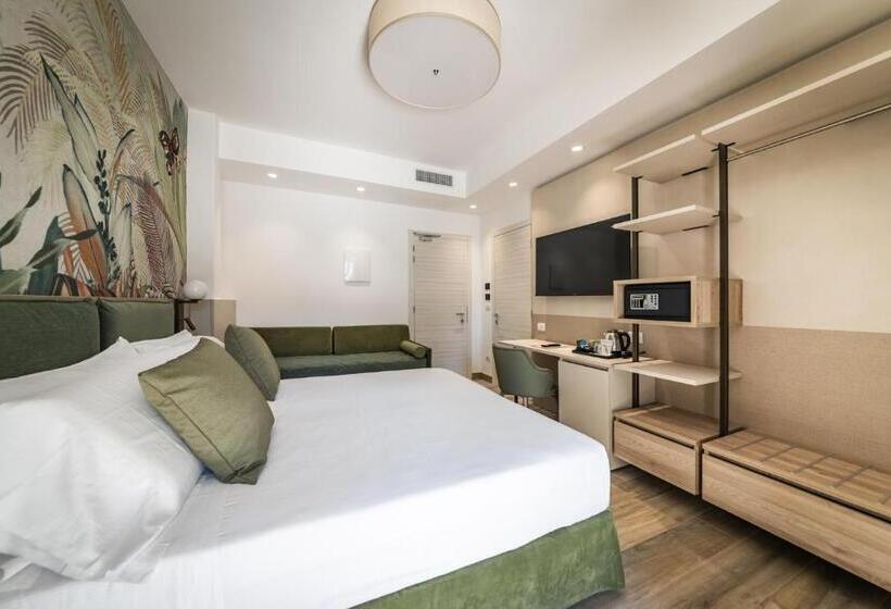 スタンダード４人部屋, Life