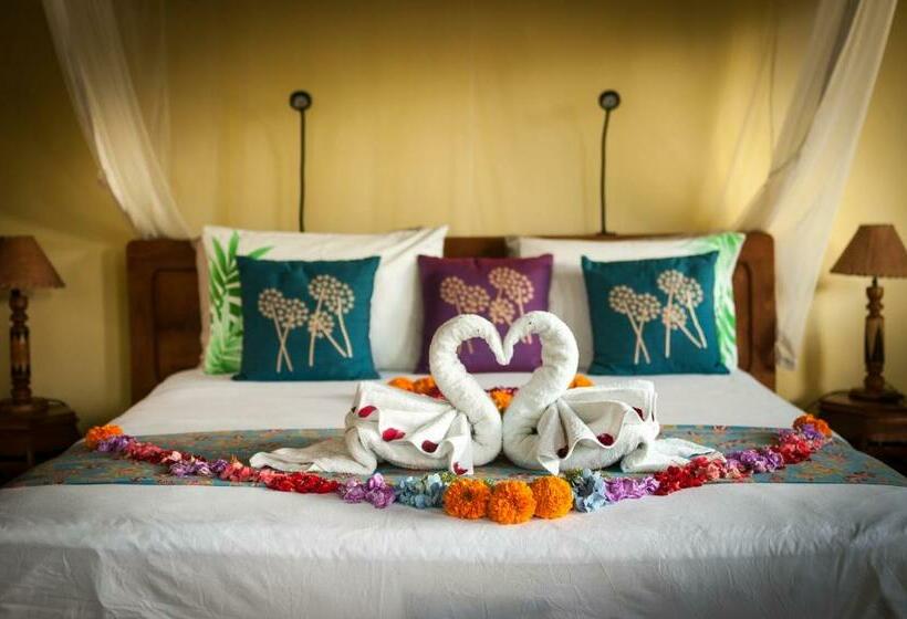 חדר סופריור עם מרפסת, Taman Rahasia Tropical Sanctuary And Spa