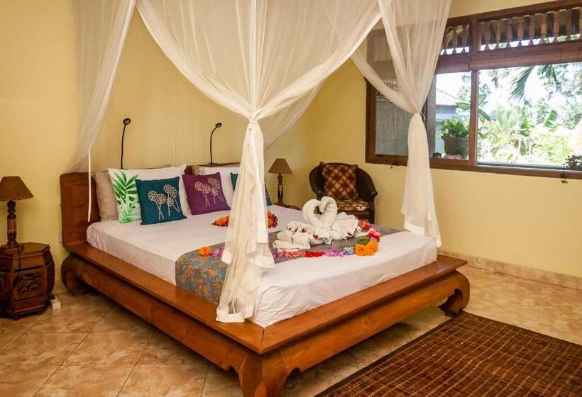 Quarto Superior com Sacada, Taman Rahasia Tropical Sanctuary And Spa