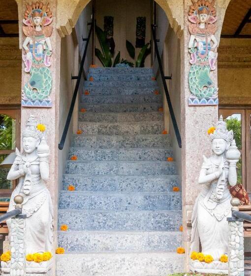 Quarto Superior com Sacada, Taman Rahasia Tropical Sanctuary And Spa