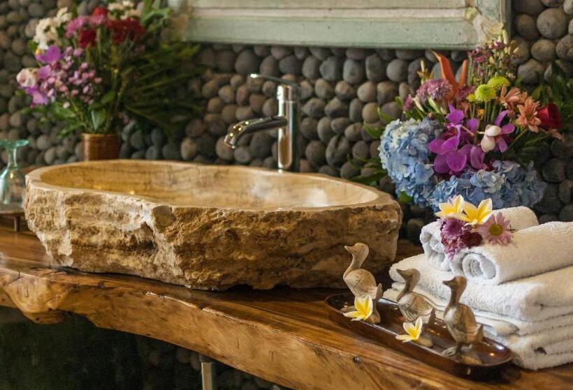 חדר פרמיום עם מרפסת, Taman Rahasia Tropical Sanctuary And Spa