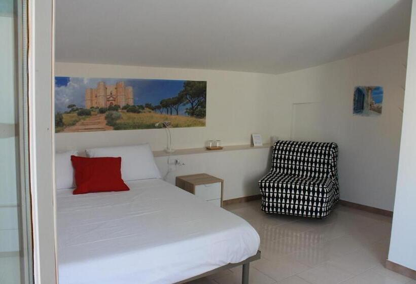 اتاق استاندارد سه نفره, A Casa Mia