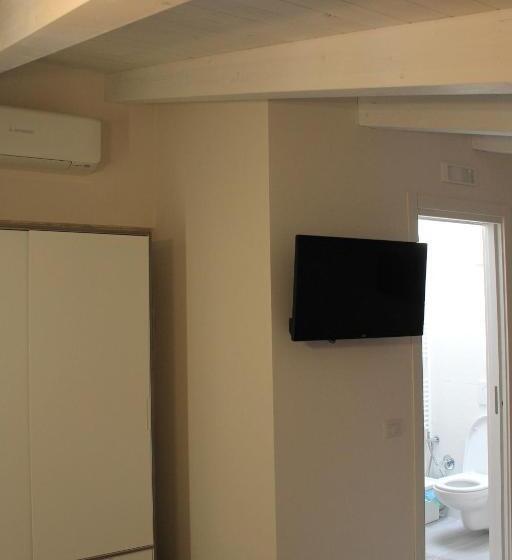 غرفة قياسية مزوَّدة بتراس, A Casa Mia