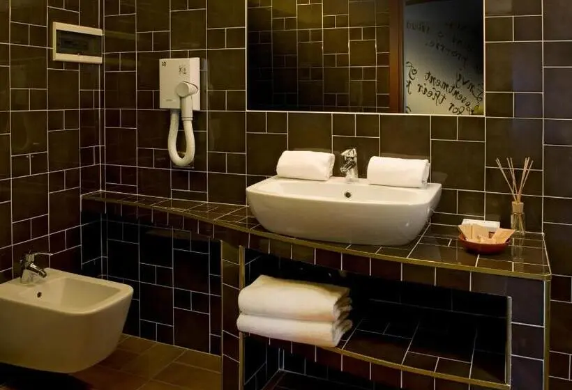 اتاق استاندارد سه نفره, B&b 7 Vizi