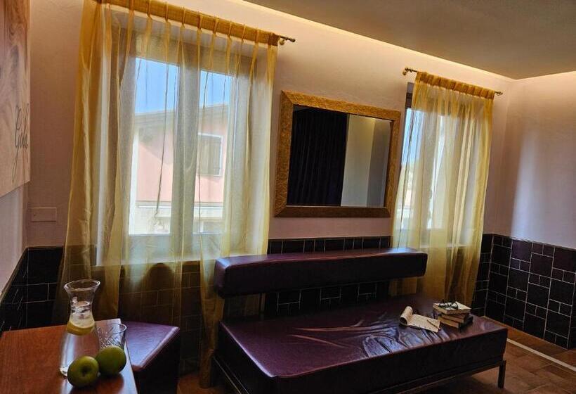 اتاق استاندارد با وان آب گرم, B&b 7 Vizi