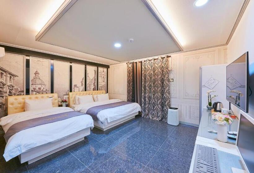 デラックスルーム, Hound Hotel Sangmu