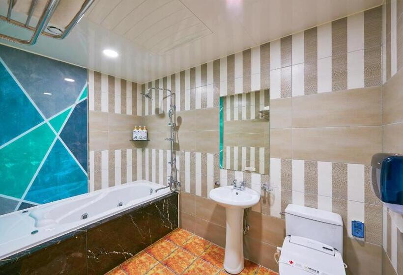 デラックスルーム, Hound Hotel Sangmu