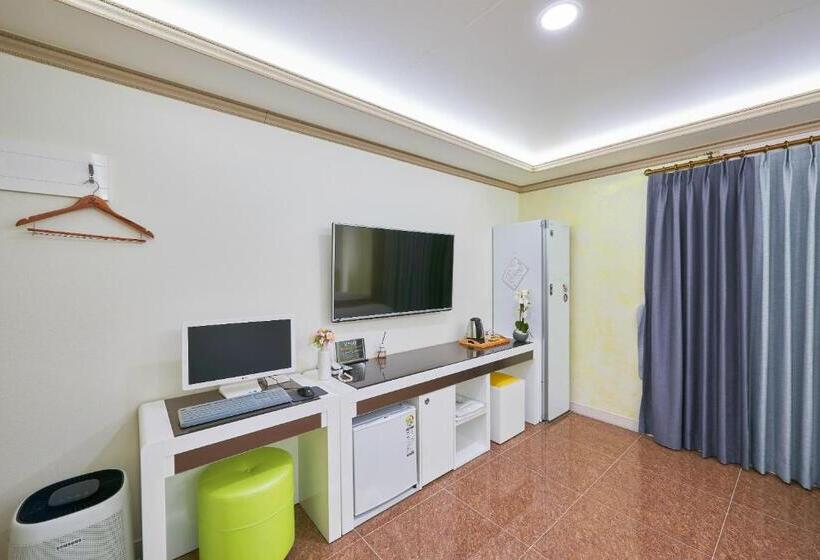 デラックスルーム, Hound Hotel Sangmu