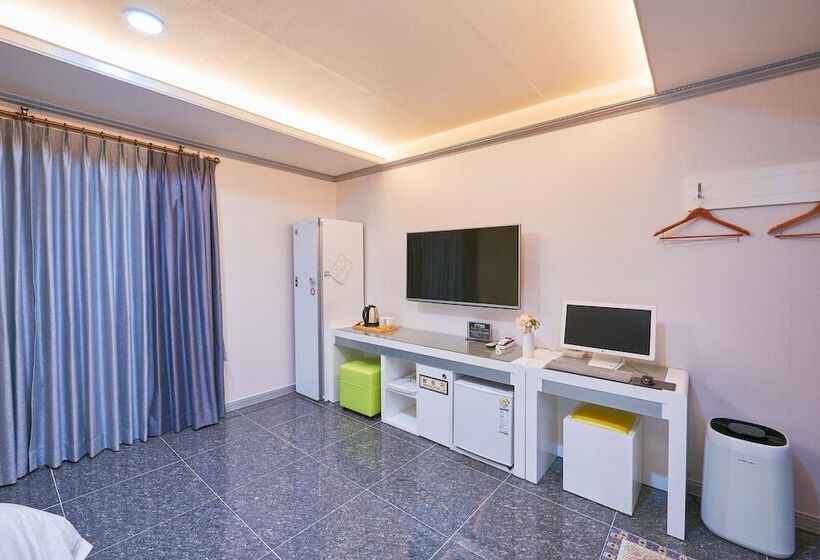 デラックスルーム, Hound Hotel Sangmu