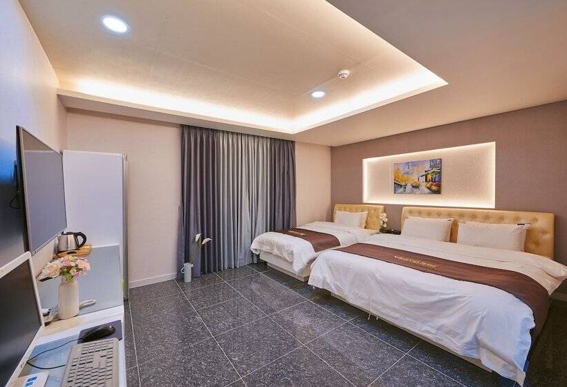 デラックスルーム, Hound Hotel Sangmu