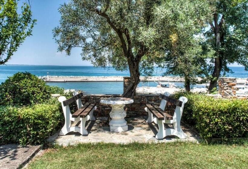 带1个卧室的带海景的公寓, Vlassis