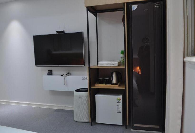 デラックスルーム, Hound Hotel Sangmu