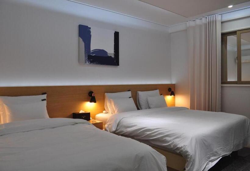 スーペリアールーム, Hound Hotel Sangmu