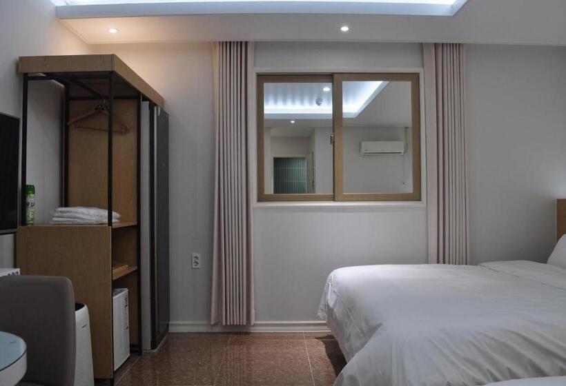 スーペリアールーム, Hound Hotel Sangmu