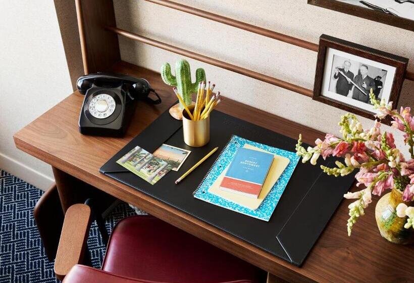 اتاق استاندارد, Graduate By Hilton Tucson