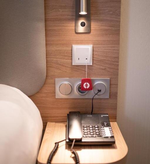 חדר סטנדרט מותאם לאדם עם מוגבלויות, Holiday Inn Express Arcachon La Teste, An Ihg