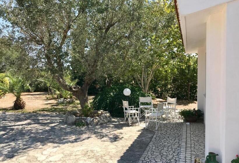 חדר סטנדרט לשלושה, B&b Tenuta La Cornula